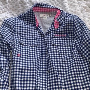 Vineyard Vines boat shirt
